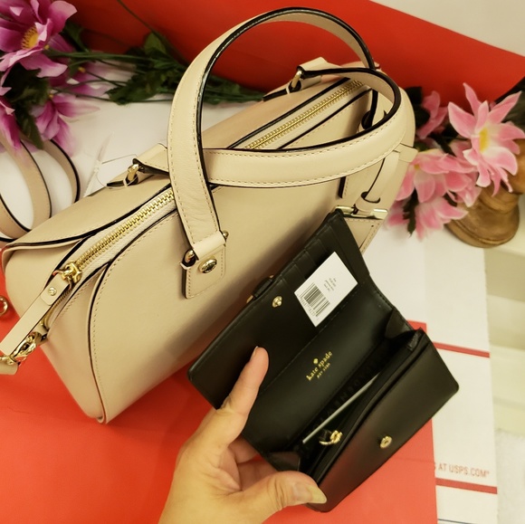 Kate Spade purse shoulder / hand bag crossbody set